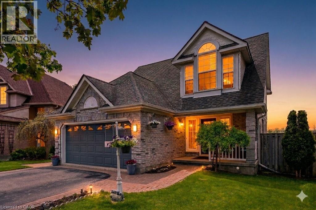 24 BUCKTHORN Crescent - 1