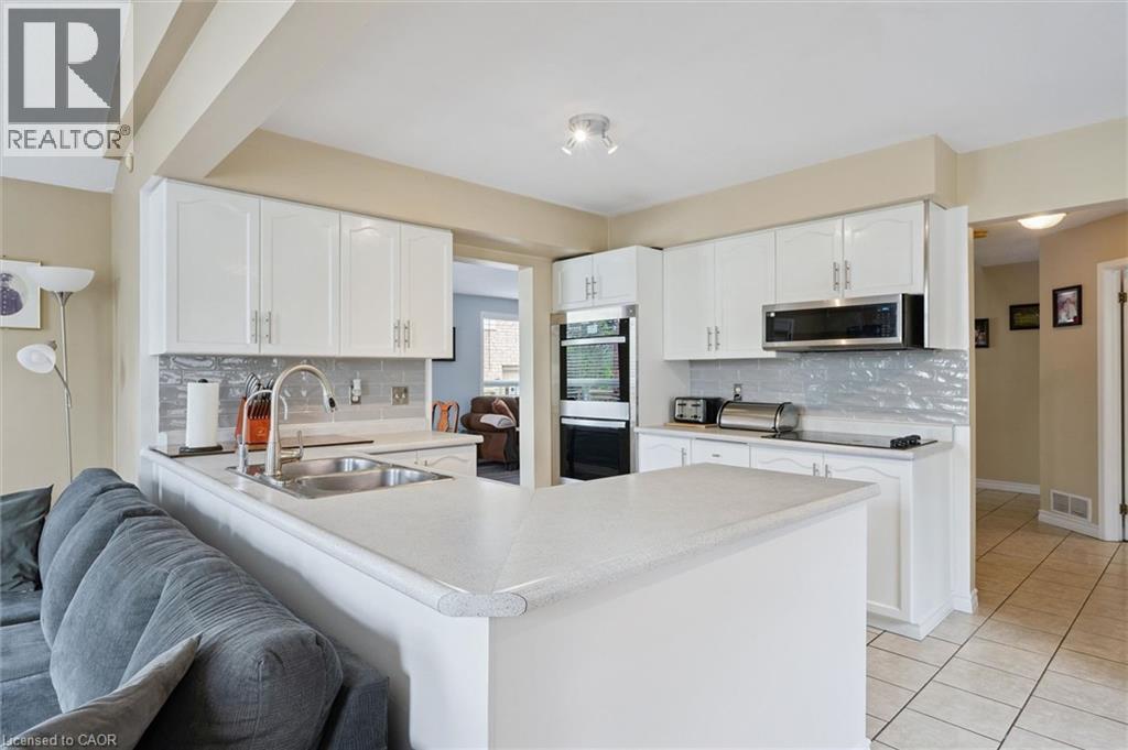 24 BUCKTHORN Crescent - 15