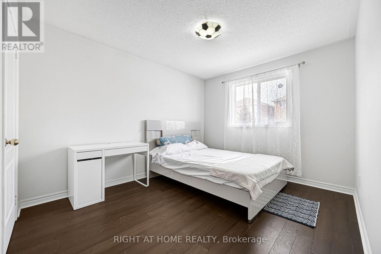 601 CLAYMEADOW AVENUE - 24