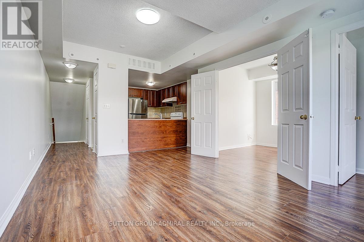 #2057 3047 FINCH AVENUE W - 10