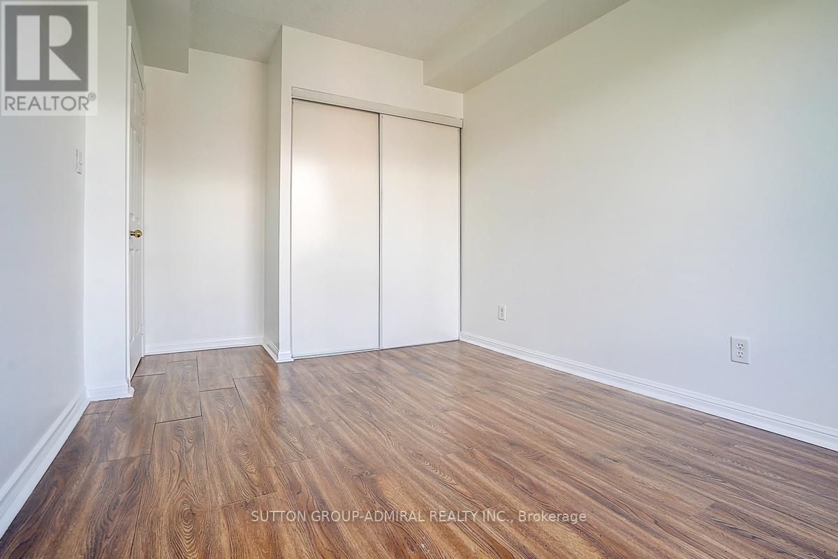 #2057 3047 FINCH AVENUE W - 25