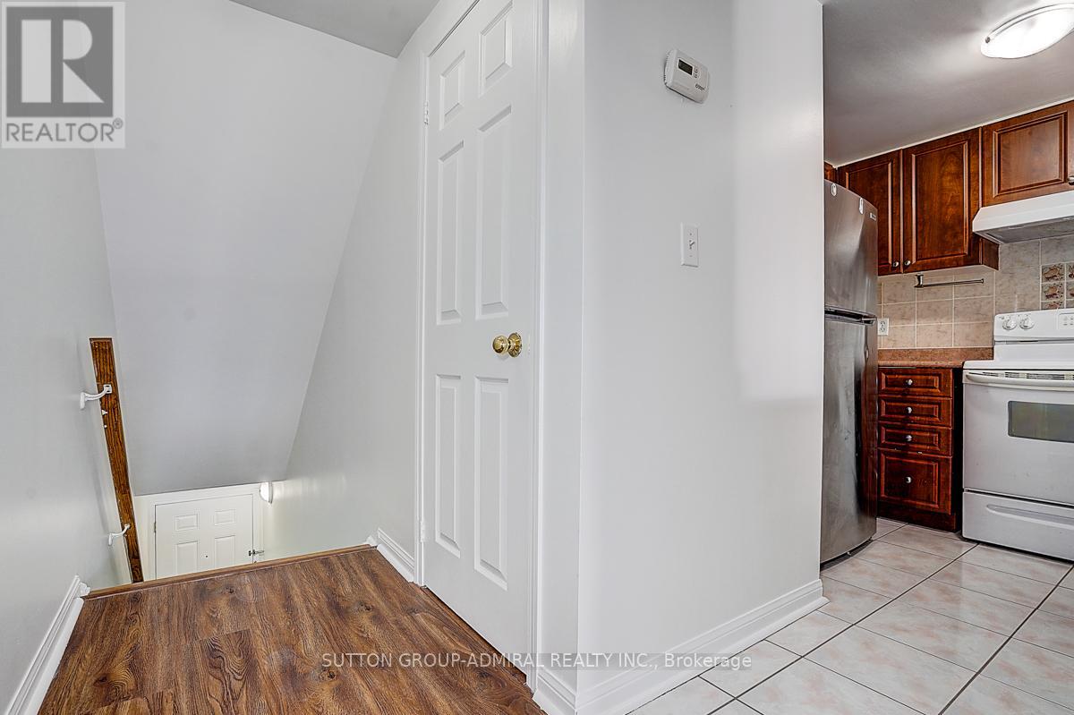#2057 3047 FINCH AVENUE W - 7