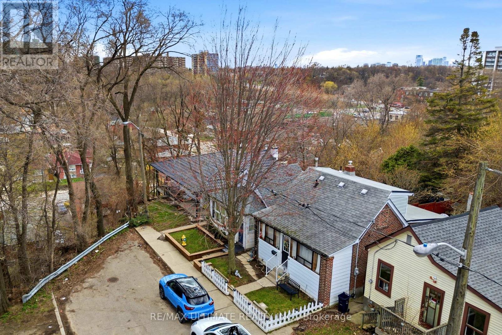 82 BEECHWOOD AVENUE - 3