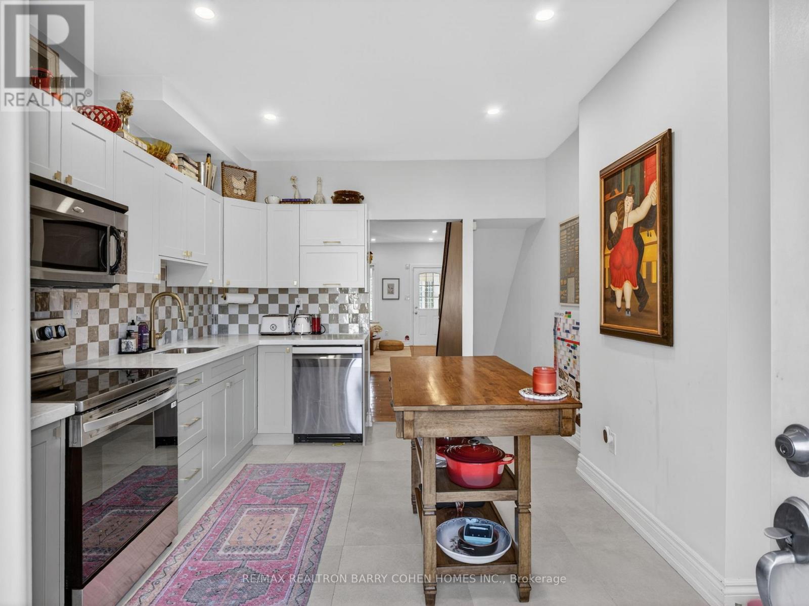 144 ROSEMOUNT AVENUE - 11