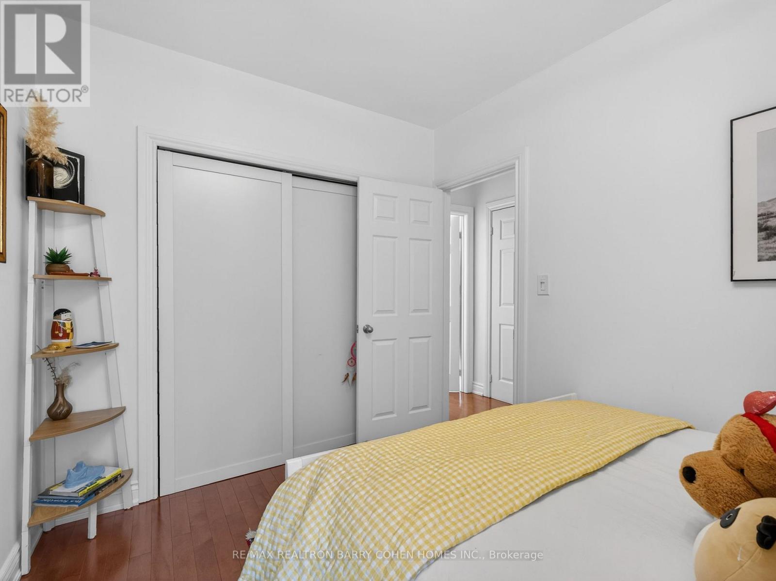 144 ROSEMOUNT AVENUE - 17