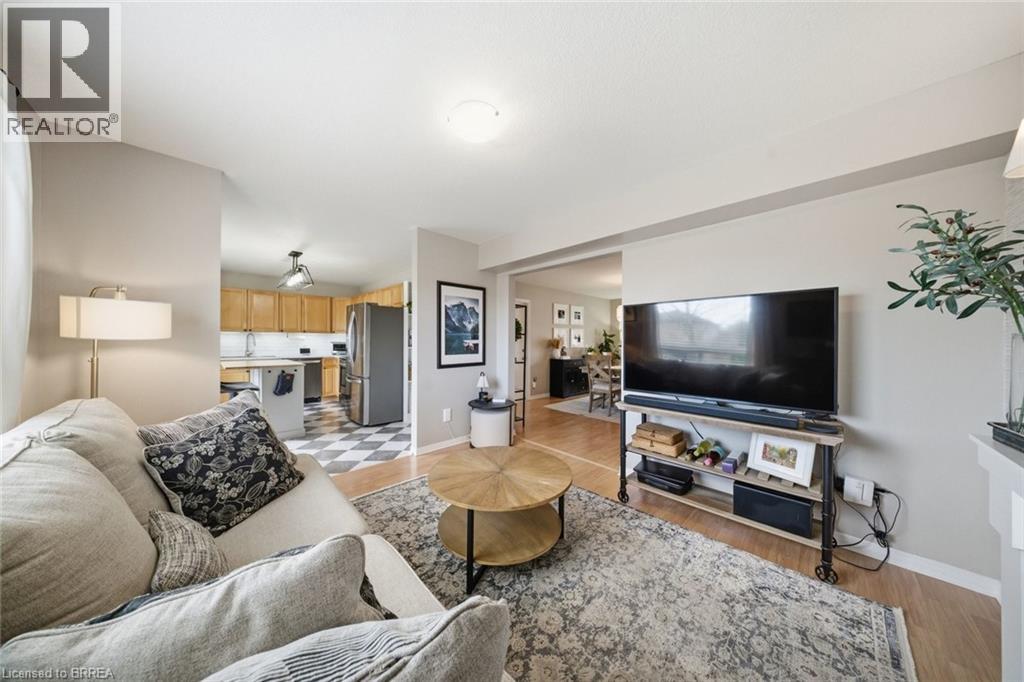 34 PRIMROSE Drive - 11