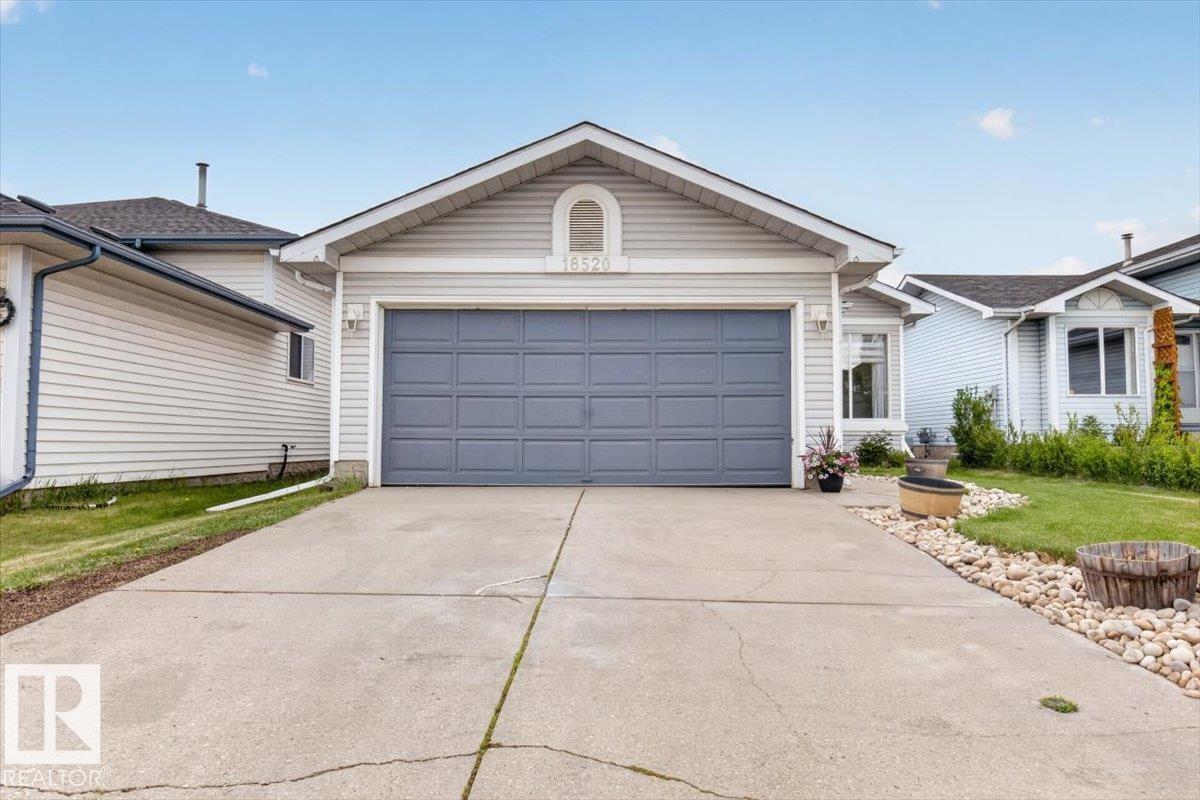 18520 77 AV NW - 1