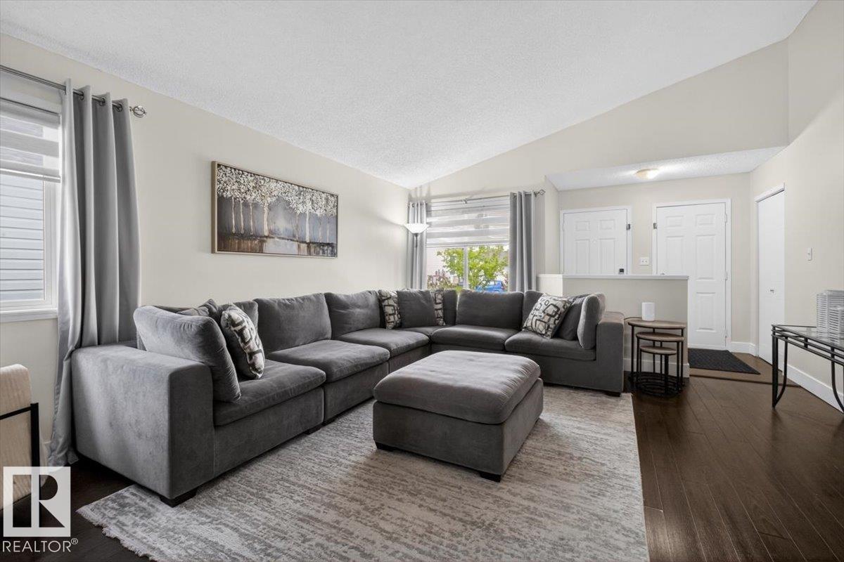 18520 77 AV NW - 11