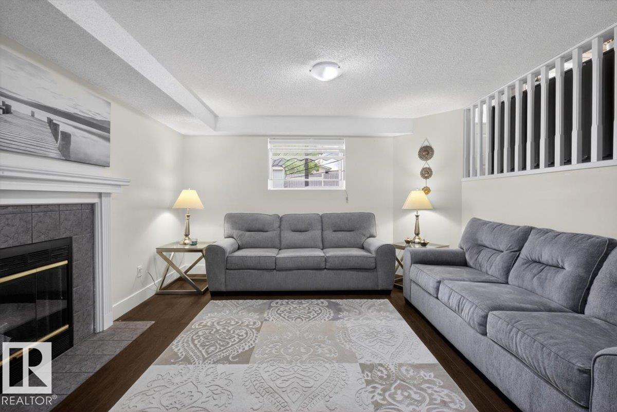 18520 77 AV NW - 39
