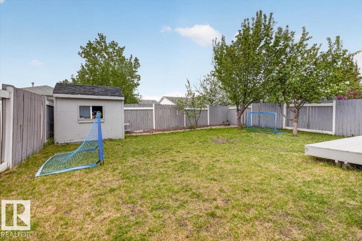 18520 77 AV NW - 53