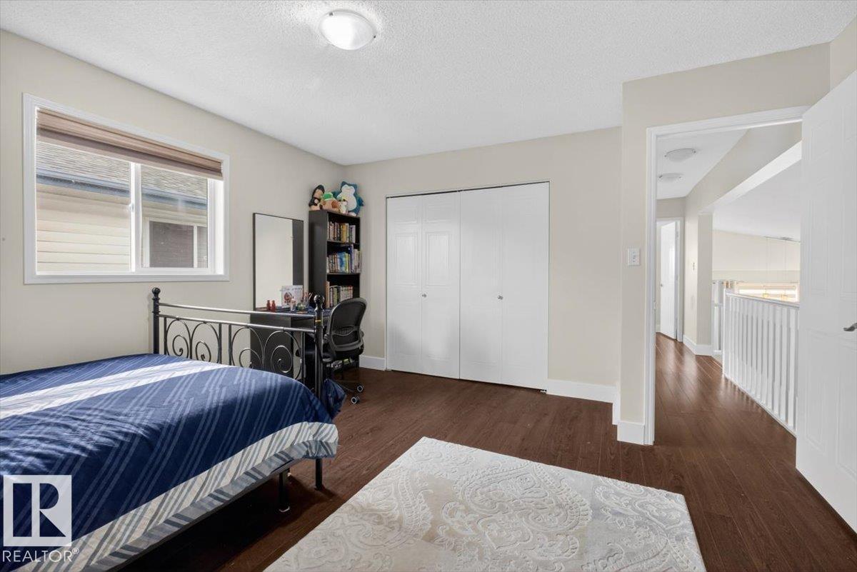 18520 77 AV NW - 28