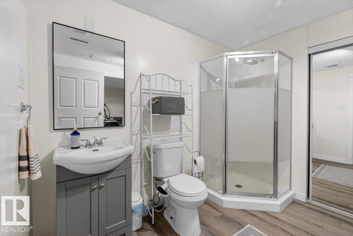 18520 77 AV NW - 48