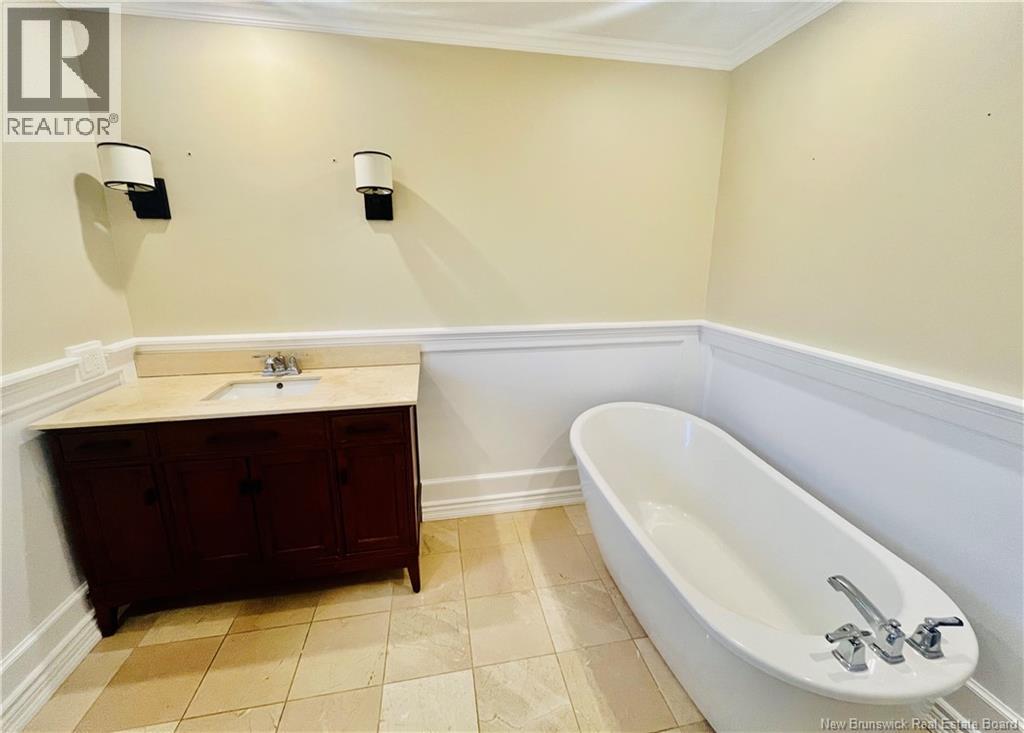 72 Bliss Carman Drive - 5