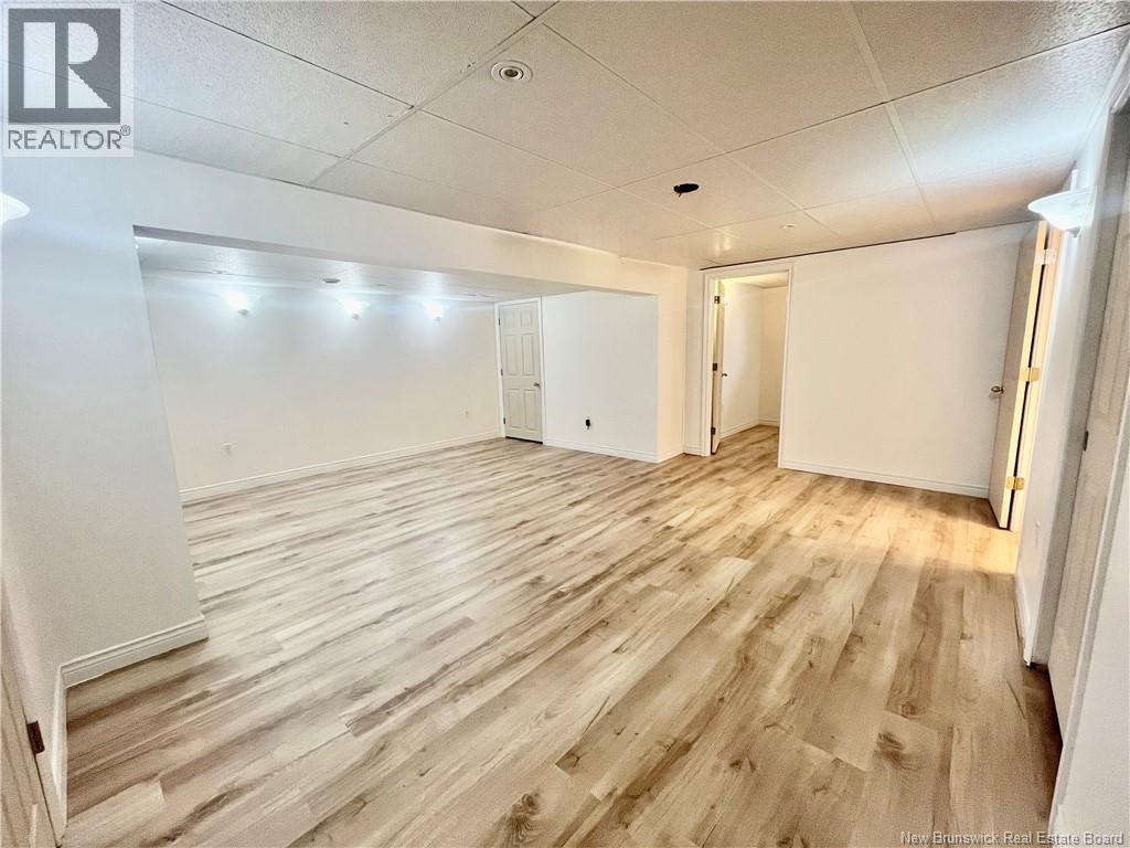 72 Bliss Carman Drive - 17