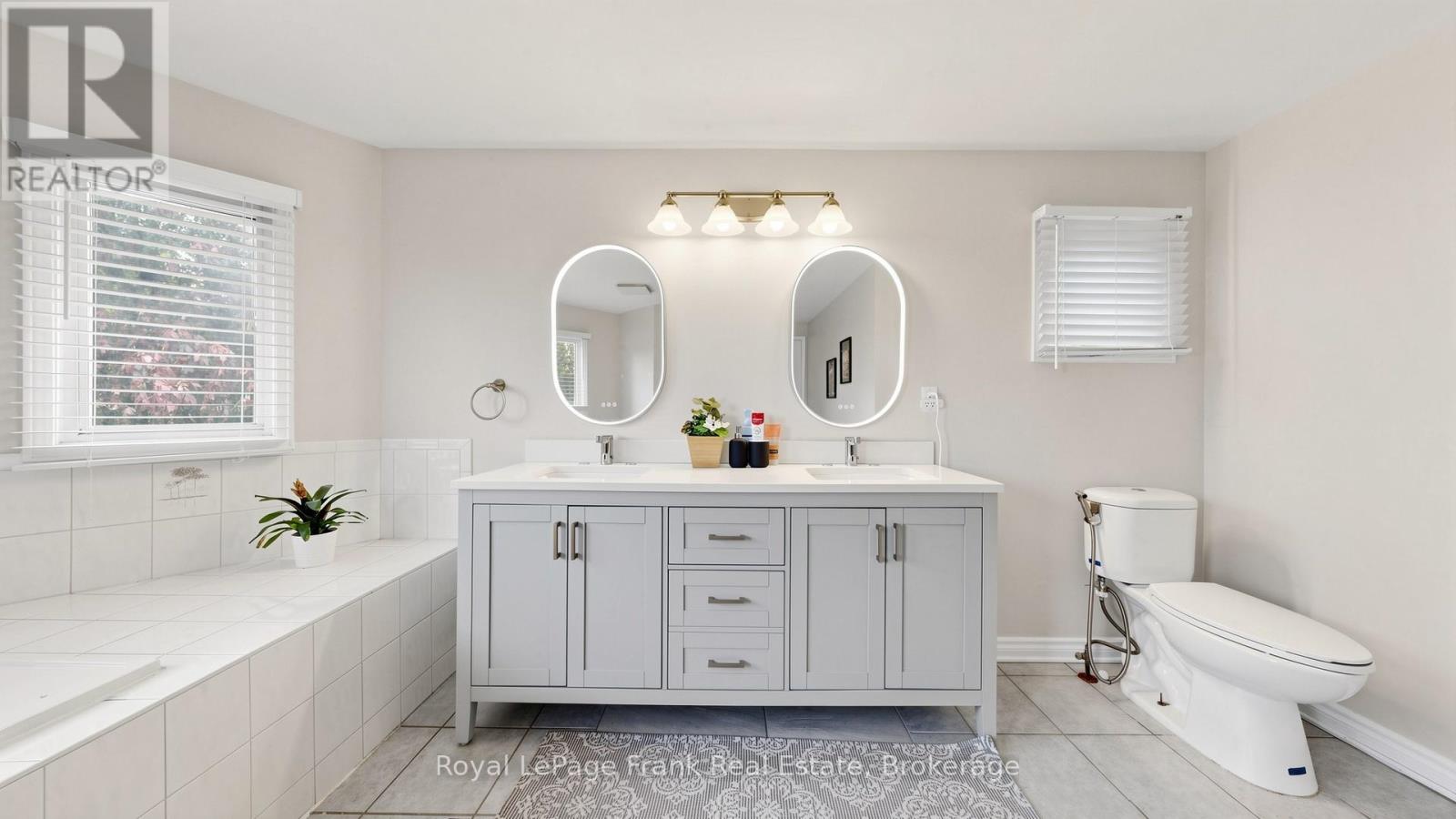 133 GLENABBEY DRIVE S - 26