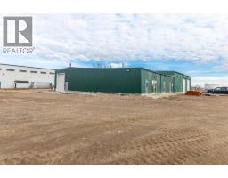 5520 59 Avenue, Lloydminster, AB T9V0C7 Photo 13