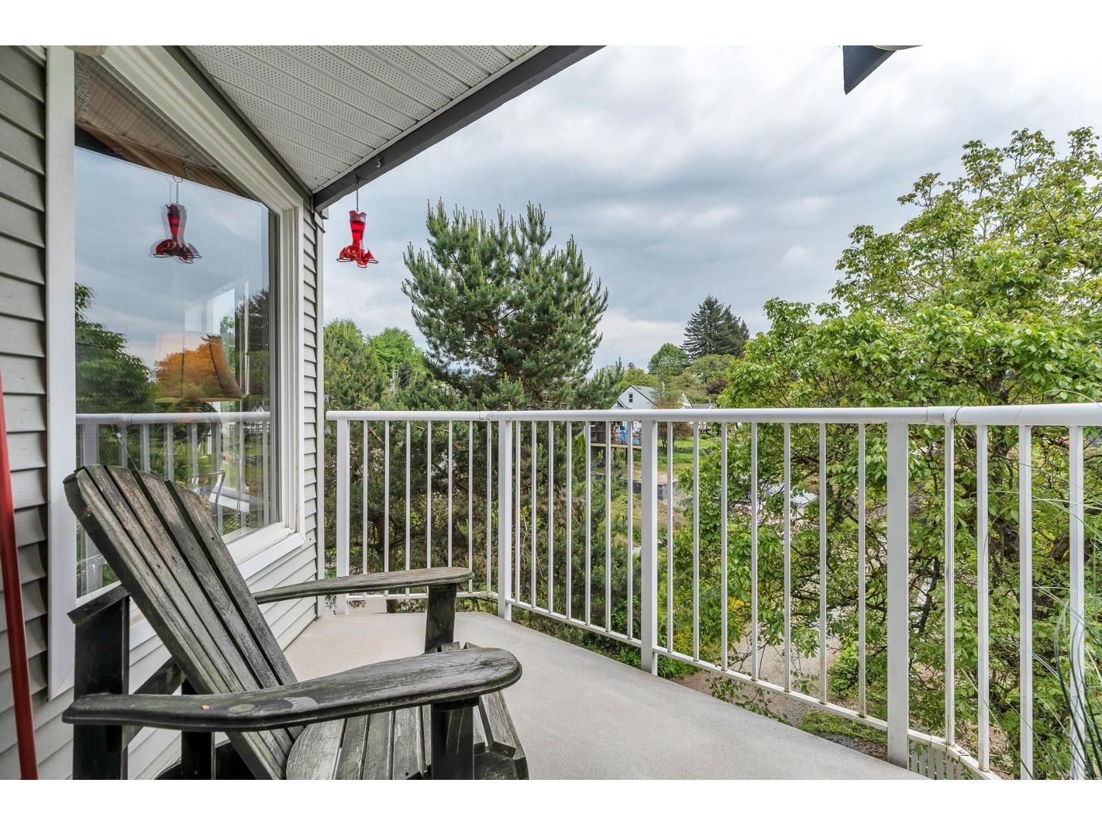 301 33669 2ND Avenue - main photo
