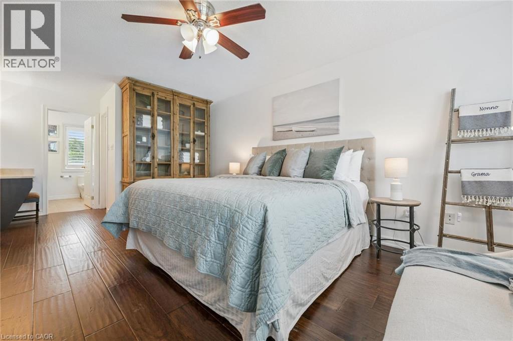 2124 KEVIN Crescent - 23