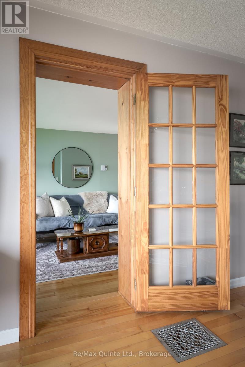 54 CEDAR LANE - 10