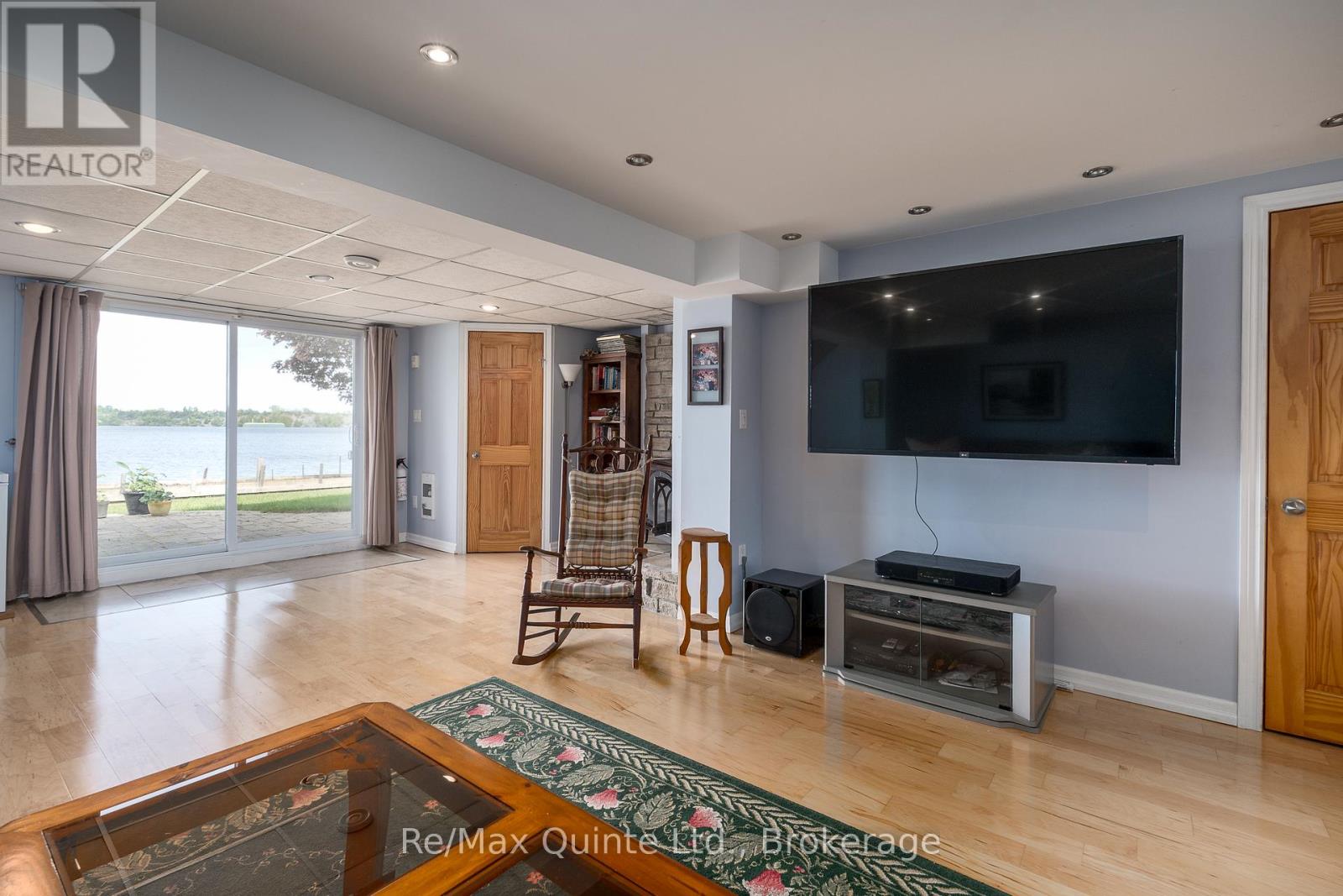 54 CEDAR LANE - 26