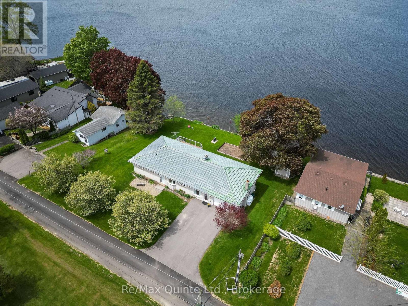 54 CEDAR LANE - Image 3