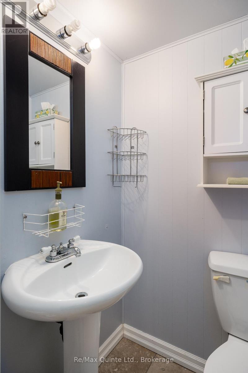 54 CEDAR LANE - 30