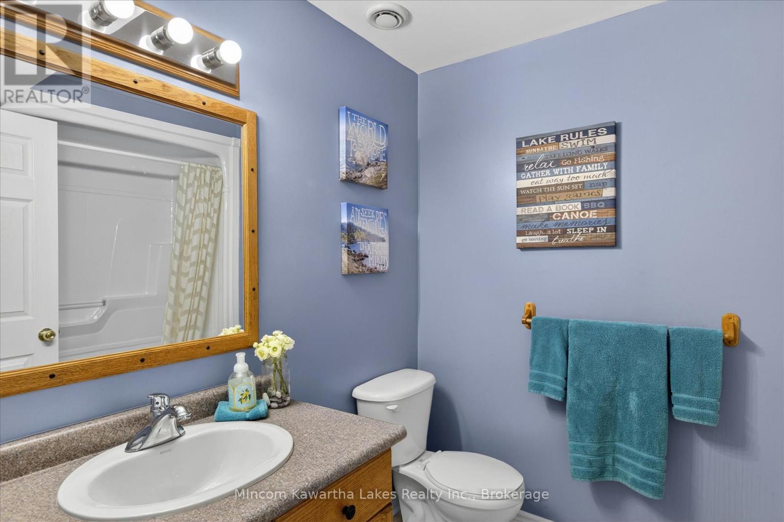 46 LAWRENCE STREET N - 34