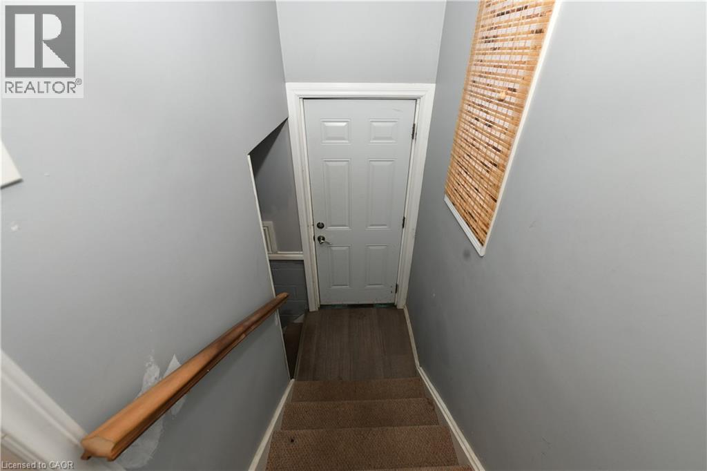 148 ONTARIO Street N - 21