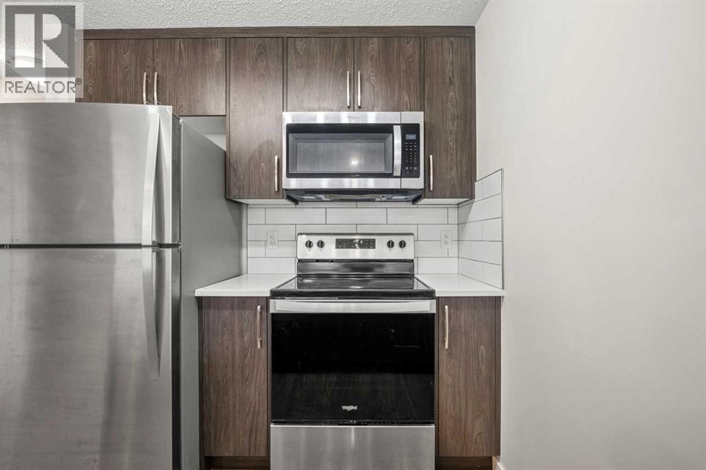 167 Cranbrook Square SE - 10