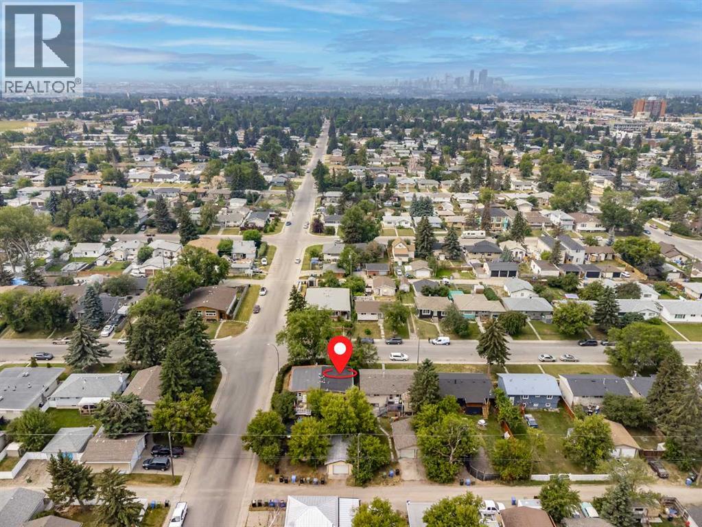 2240A 43 Street SE - 39