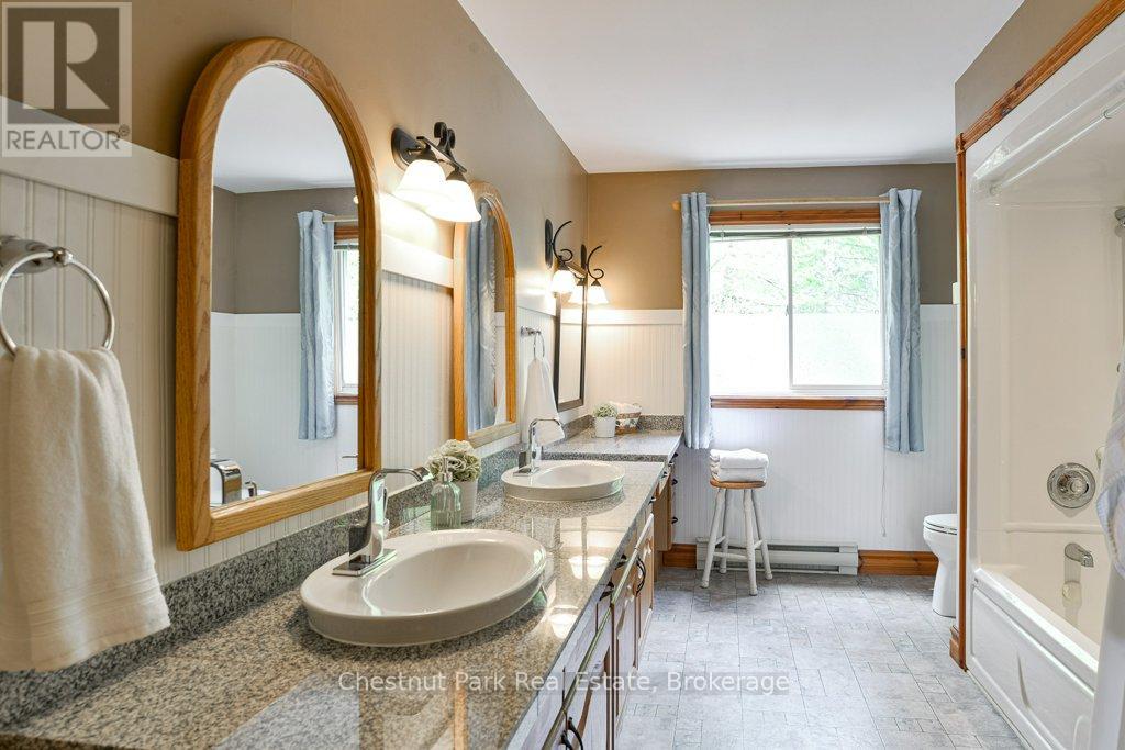 294 NORTH DRIVE - 24