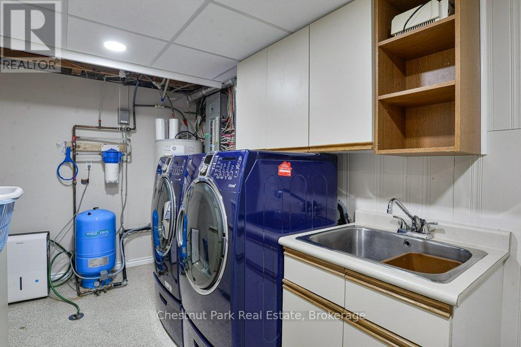 294 NORTH DRIVE - 28