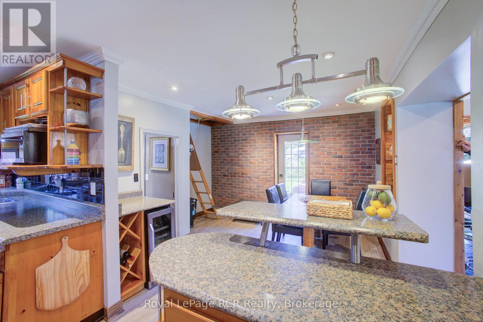 181 GEORGINA STREET - 17