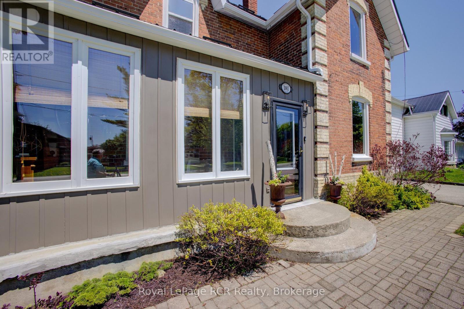 181 GEORGINA STREET - 6