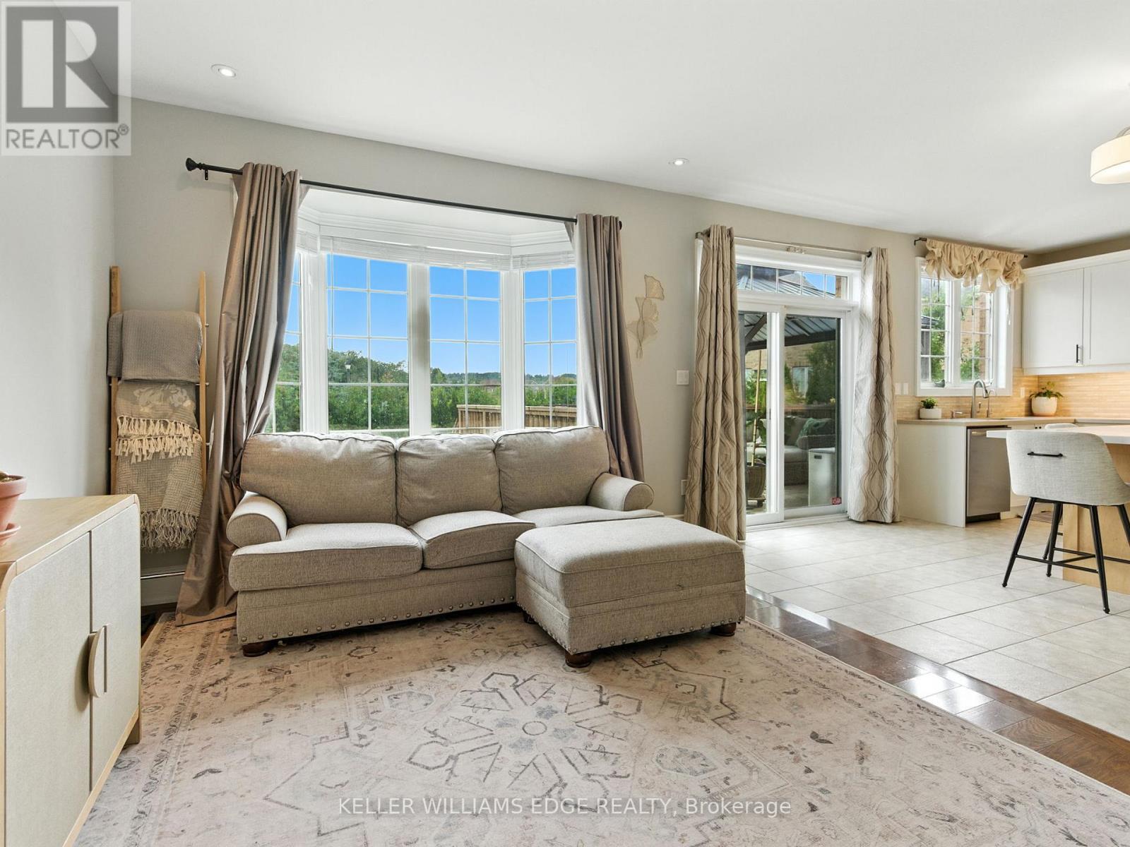 200 GIDDINGS CRESCENT - 9