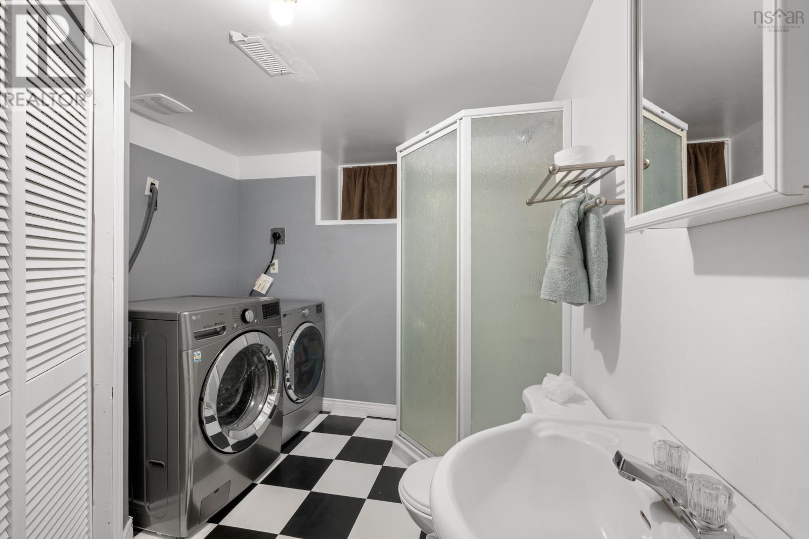 75 Bayview Drive - 36