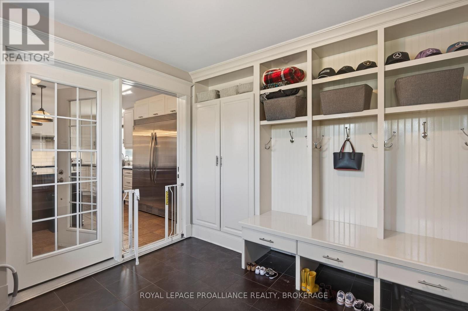 2489 QUABBIN ROAD - 11