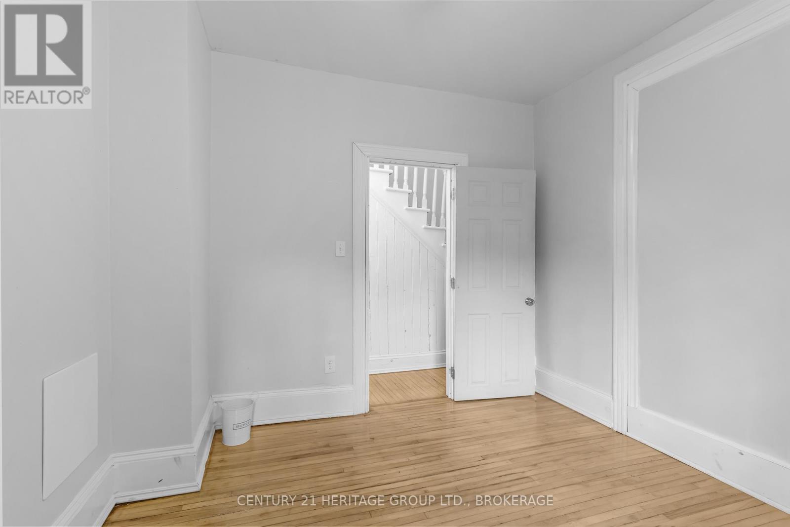 244 SYDENHAM STREET - 10