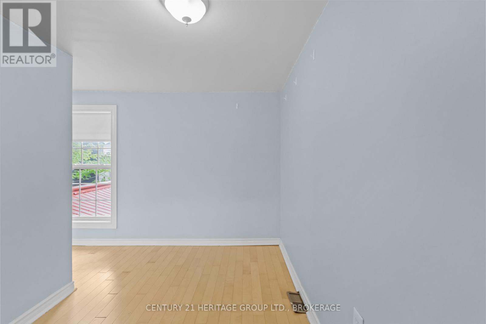 244 SYDENHAM STREET - 16