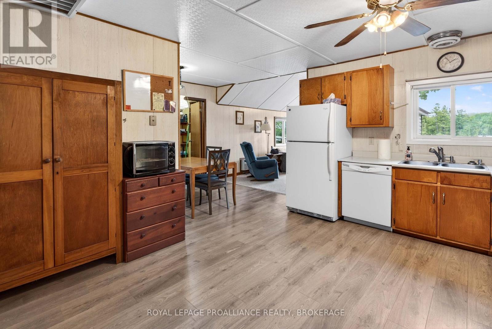805 BURNS LANE - 18