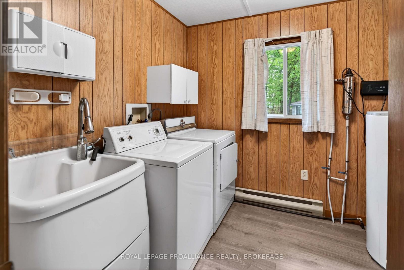 805 BURNS LANE - 24