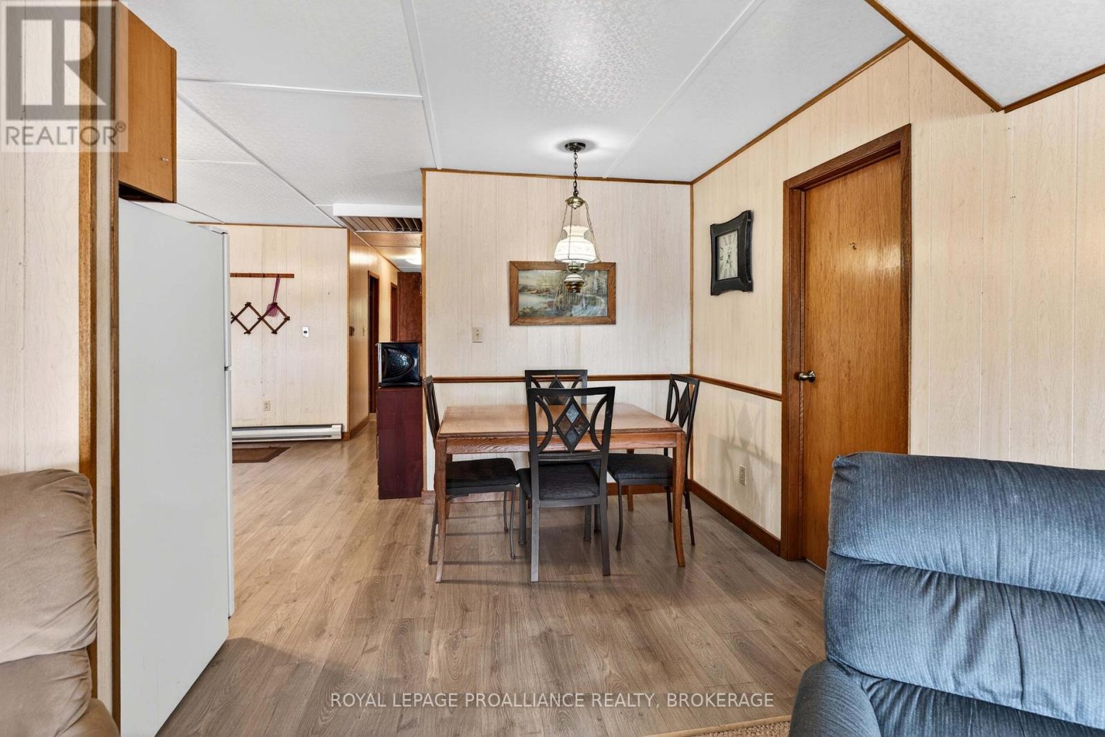 805 BURNS LANE - 28