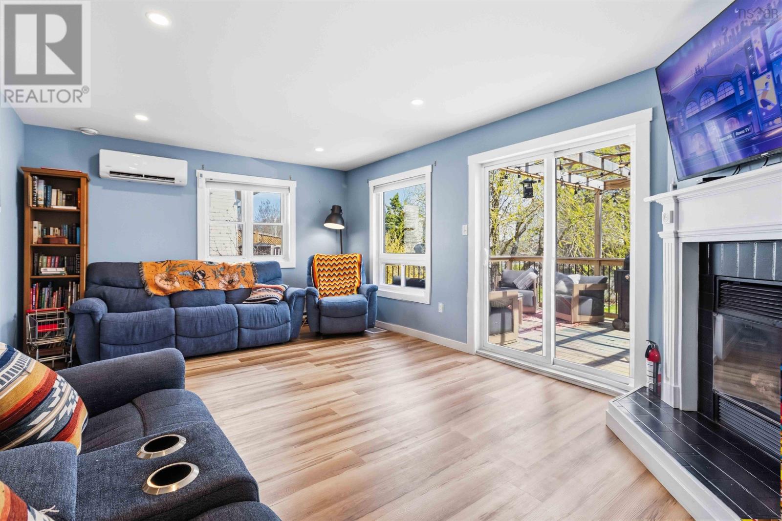 218 Greenwood Avenue - 10