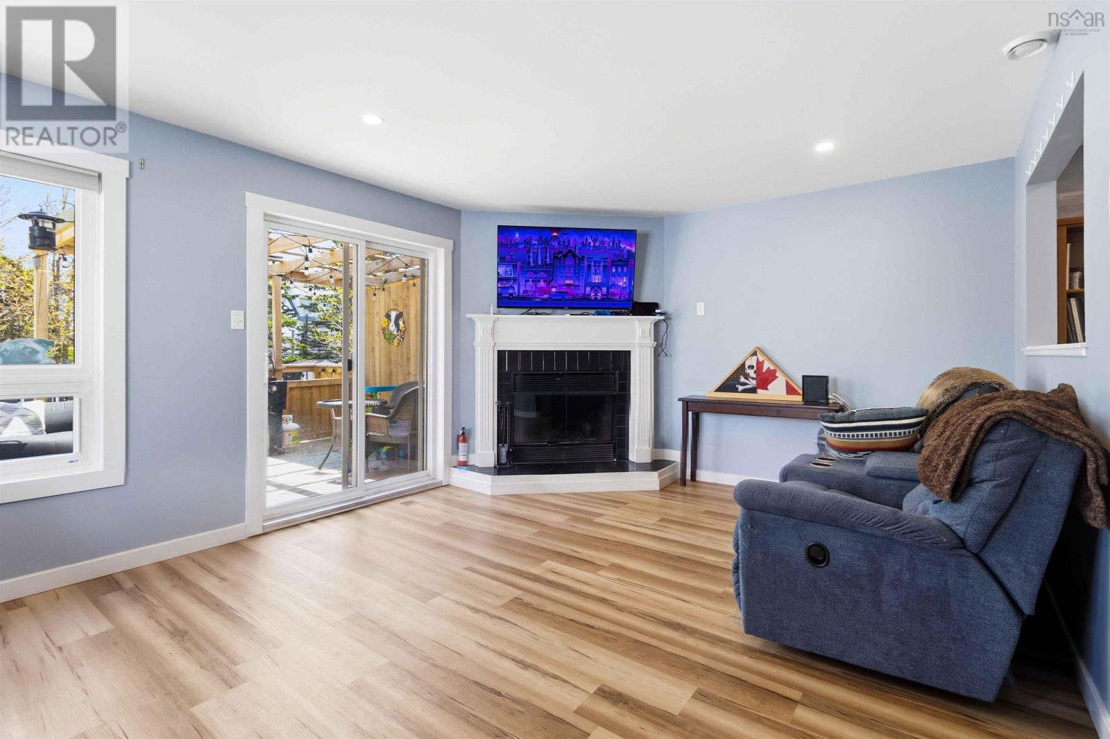 218 Greenwood Avenue - 12