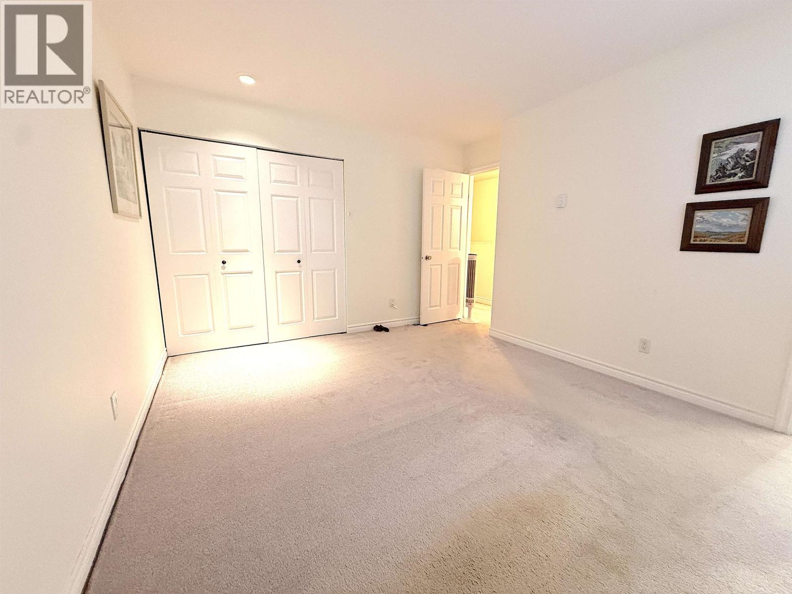 594 E 4TH AVENUE - 20