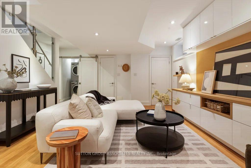 204 BEATRICE STREET - 42