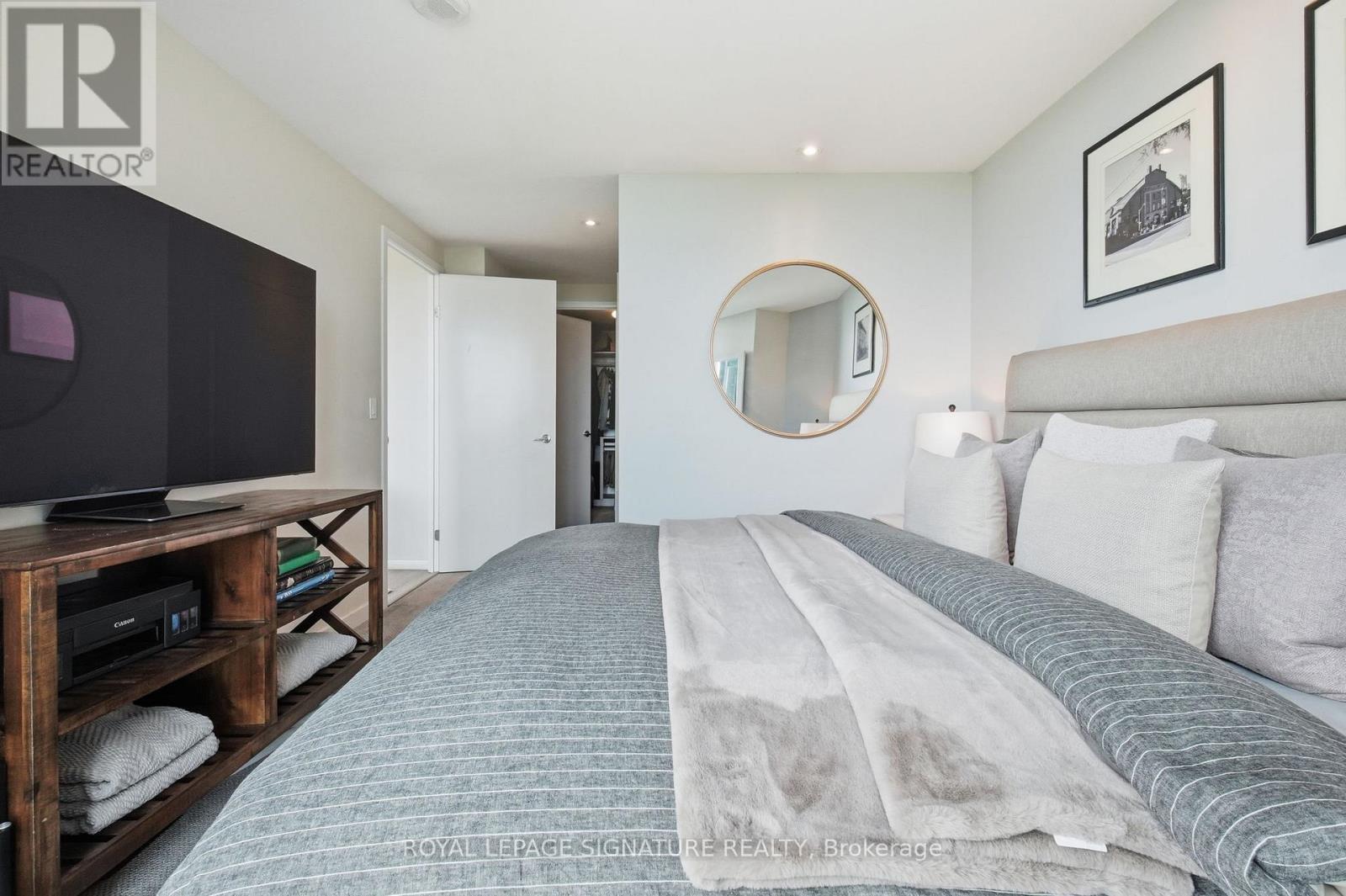 #705 215 FORT YORK BOULEVARD - 18
