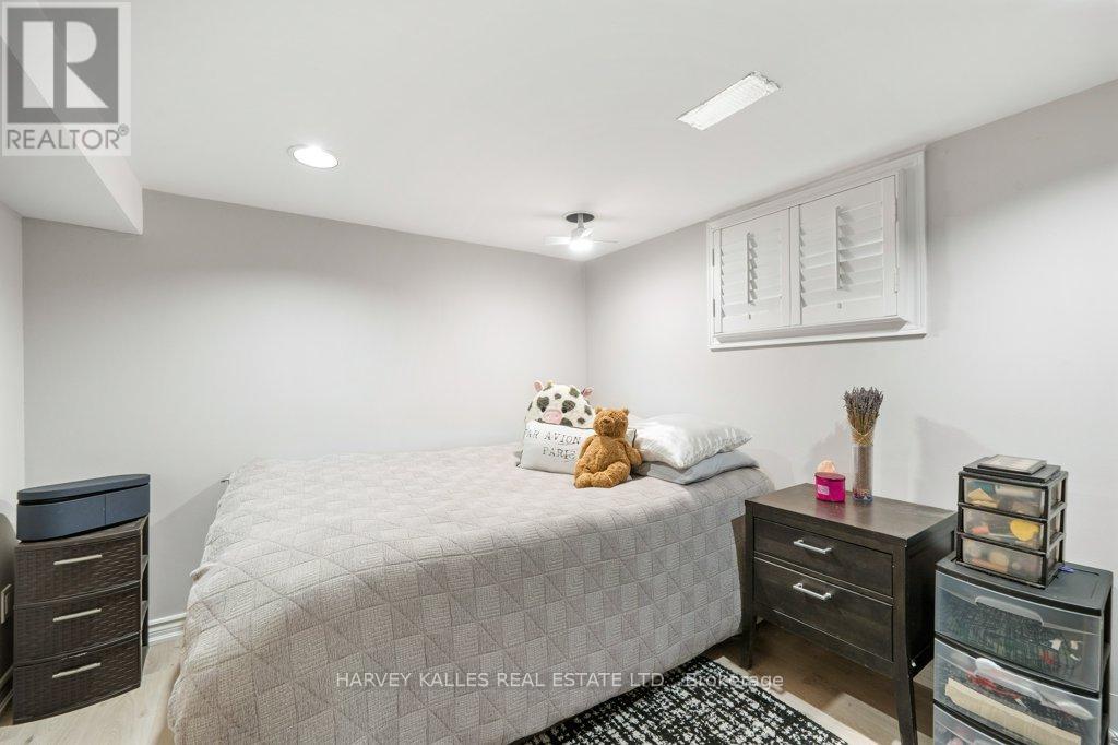 63 WESTGATE BOULEVARD - 30