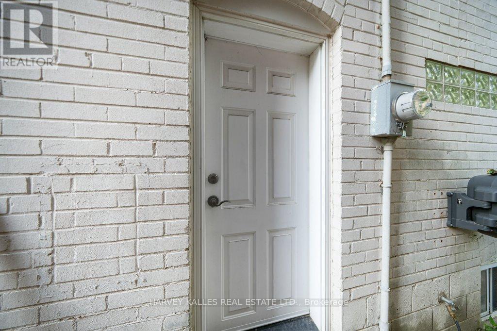 63 WESTGATE BOULEVARD - 32