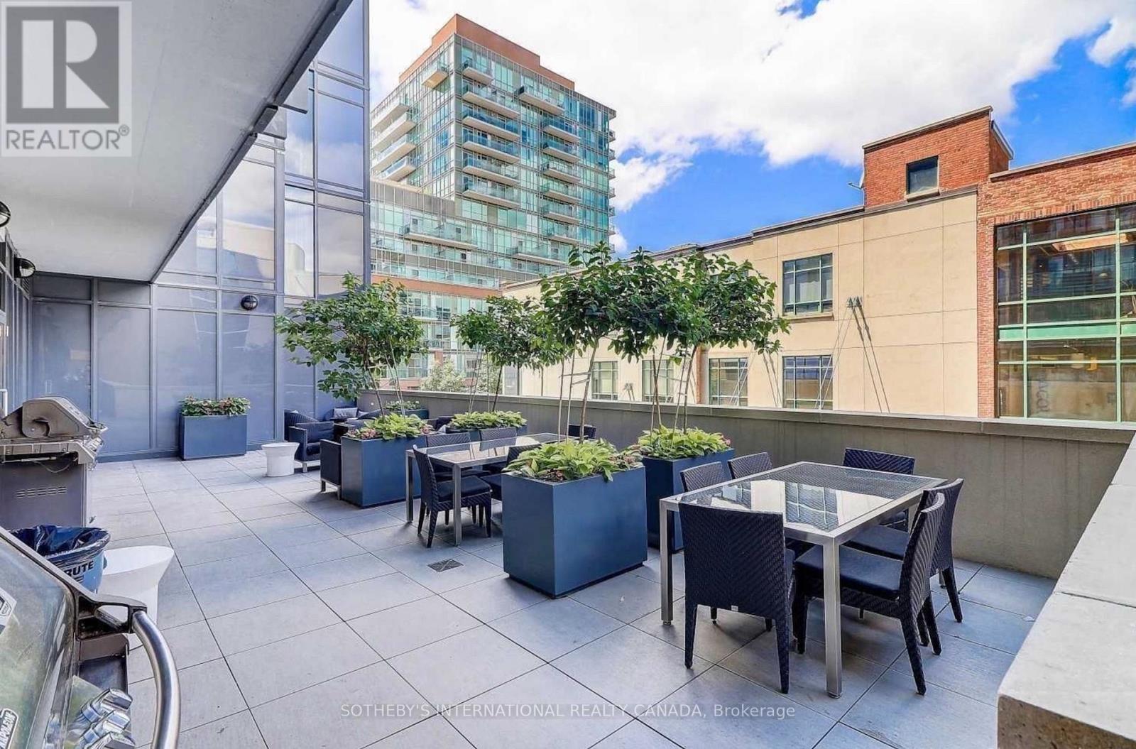 #706 105 GEORGE STREET - 34